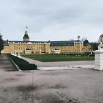 Modern For Business & - Apolonialiving * Karlsruhe