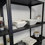 Modern For Business & - Apolonialiving Apartman *