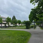 Modern For Business & - Apolonialiving * Karlsruhe