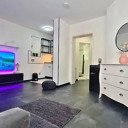 Modernes Und Gemütliches In Karlsruhes Zentrum - Apolonialiving * Karlsruhe