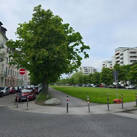 Modernes Und Gemuetliches In Karlsruhes Zentrum - Apolonialiving * Karlsruhe